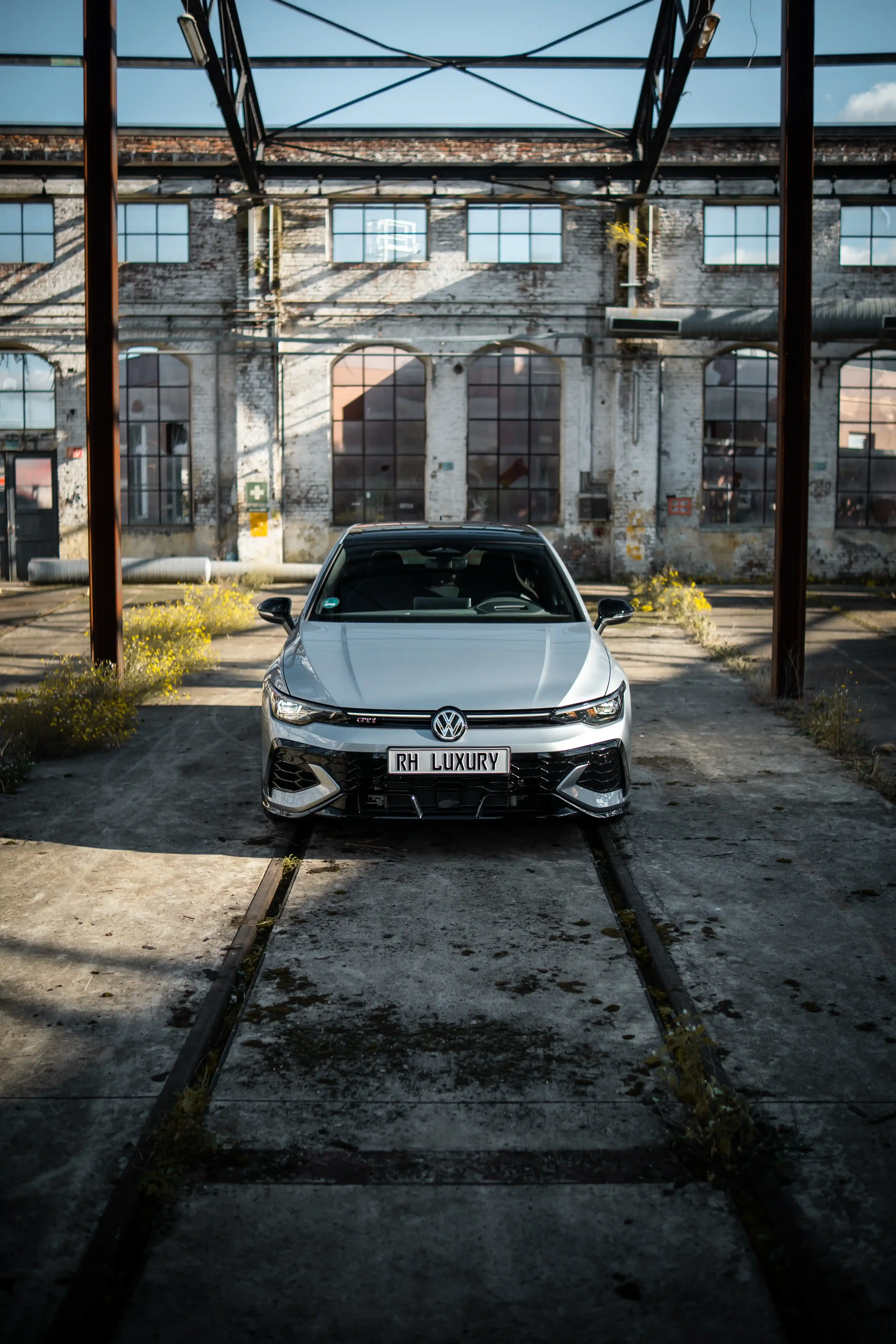 Golf GTI Clubsport Silber bei RH Luxury Rent
